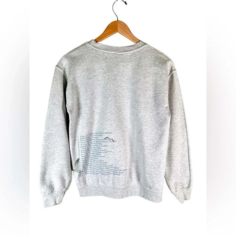 Taylor Swift Spotify Fans First Heather Gray 1989 (Taylor's Version) sweatshirt - Picture 2 of 6